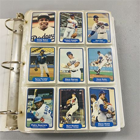 1982 Fleer Baseball Set - 99% Complete