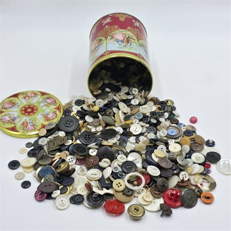 VTG Metal Tin Full of Antique/Vintage Buttons