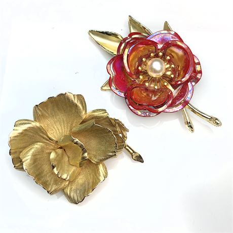 Vintage Large Gold Tone Flower & Painted Enamel Rose Flower Brooches