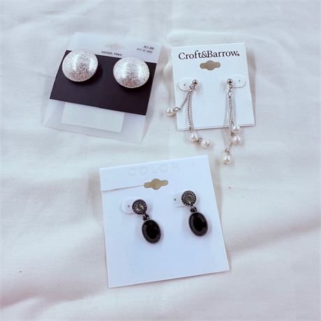 Unused Earring Lot