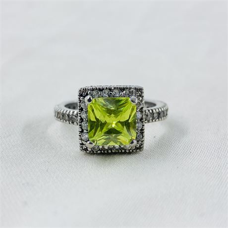 5.7g Sterling Ring Size 8.25