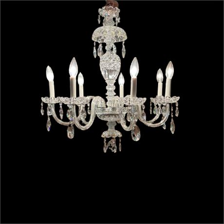 Gorgeous Crystal Chandelier ****
