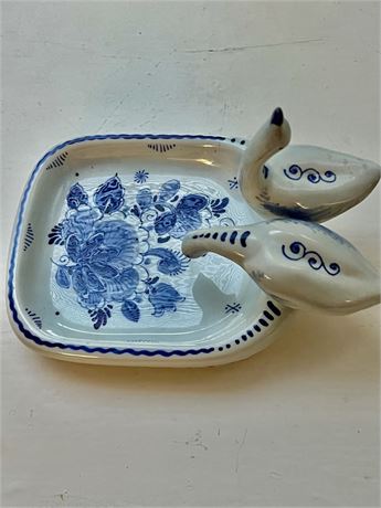 Two swans Delft spoon rest