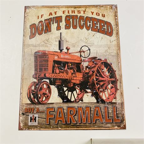 ‘Farmall’ 12.5x16” Retro Metal Sign