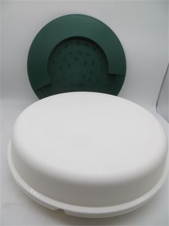 NEW VINTAGE TUPPERWARE GREEN CHEESE & CRACKER TRAY &