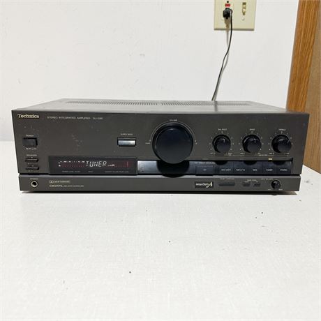 Vintage Technics Stereo Amplifier