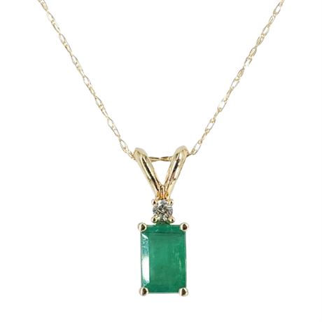 14K Gold Emerald & Diamond Pendant Necklace