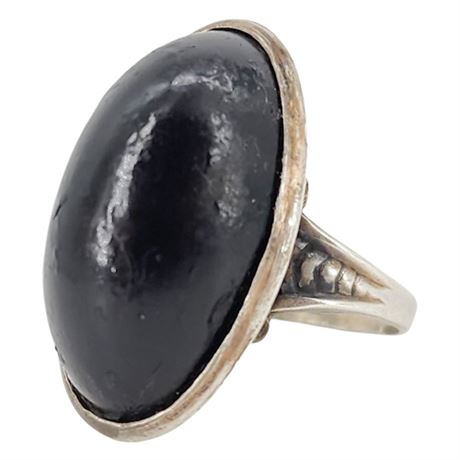 Vtg UNCAS Sterling Silver High Domed Black Plastic Ring, Sz 7