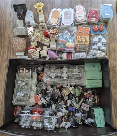 Lot Yankee Candle Co. Bath and Body Works Home Wall Scents, refills, tea lights