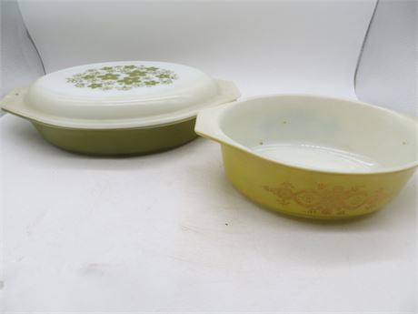 VINTAGE PYREX "SPRING BLOSSOM" & "GOLDEN WHEAT" CASSEROLE DISHES