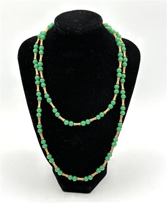 Vintage Necklace Green Beads & Gold