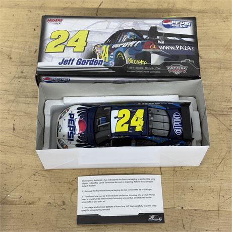 Motorsports Authentics Jeff Gordon Drivers Select Car