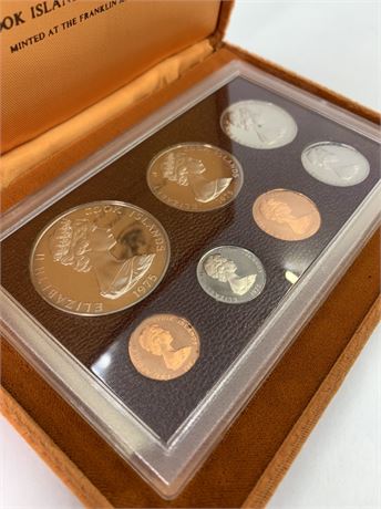 1975 Cook Islands Proof Coin Set in Velvet Presentation Case