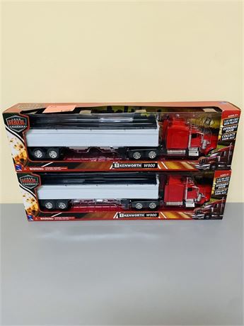 2 New 1:32 Kenworth Semi Haulers