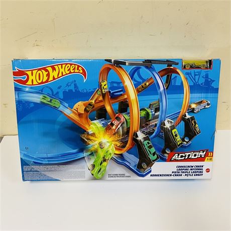Hot Wheels Corkscrew Crash Set