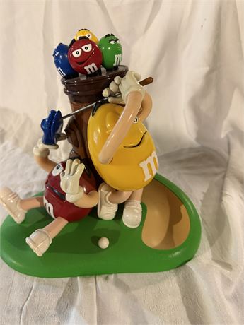 M & M Peanut Golfers