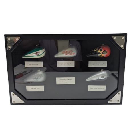 2004 Collectible Harley Davidson Tank Set