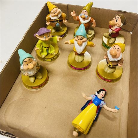 Vintage Snow White Figurines