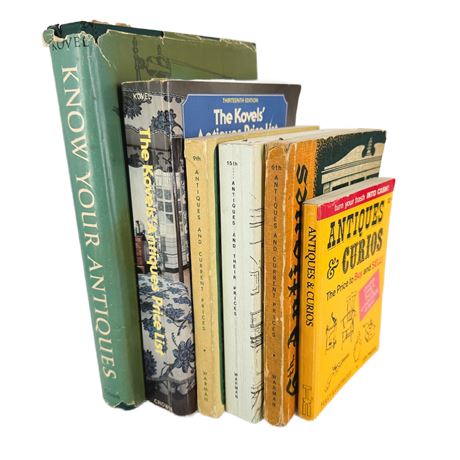 Lot of Antiques Guide Books
