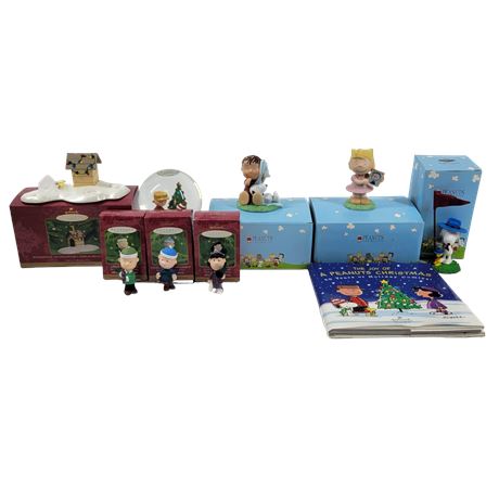 Hallmark / Peanuts Collection Figurines / Ornaments