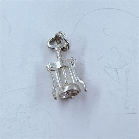 1.5g Sterling Wine Bottle Opener Pendant / Charm