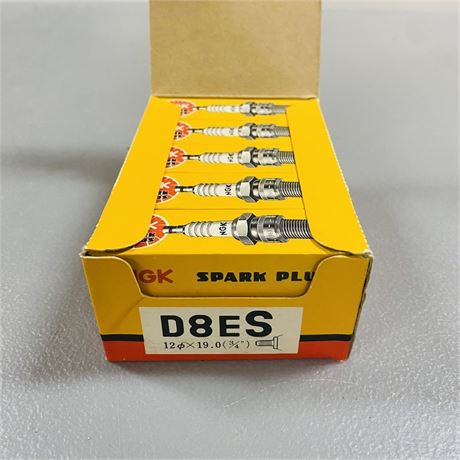 NOS Case NGK Spark Plugs D8ES