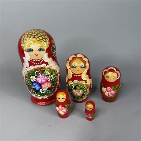 Russian Matryoshka Dolls Set of 5