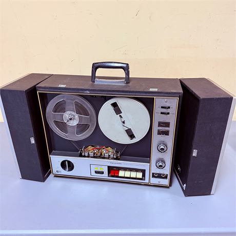 Vintage 4 Track Recorder + Player w/ Built in Speakers