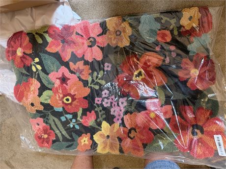 NEW In Box Carpet Flowers