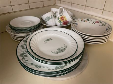 Household Dish/ Dinnerware Lot