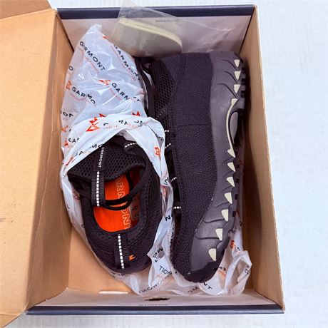 New Garmont Men’s Shoes - Size 10.5