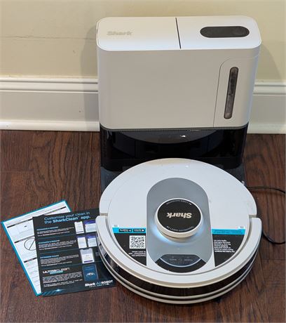 Shark Household Vacuum w/Docking Station