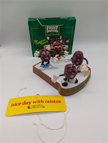 1987 Del Monte Fruit Snacks California Raisins Musical Sandwich Stage w/Figures