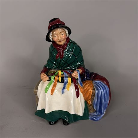 1948 Royal Doulton Silks and Ribbons HN 2017 Bone China
