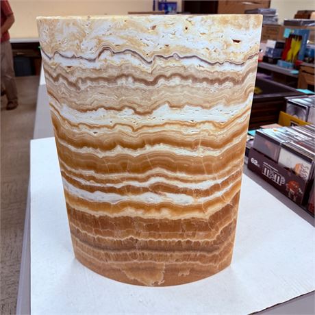 20” Alabaster Light