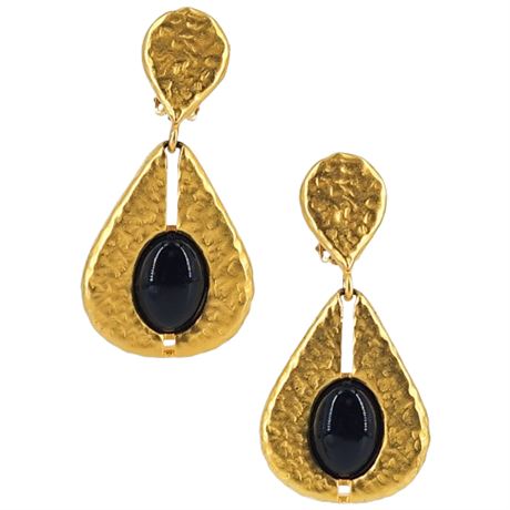 Signed Vintage DAUPLAISE Gold Tone Hammered Clip Earrings
