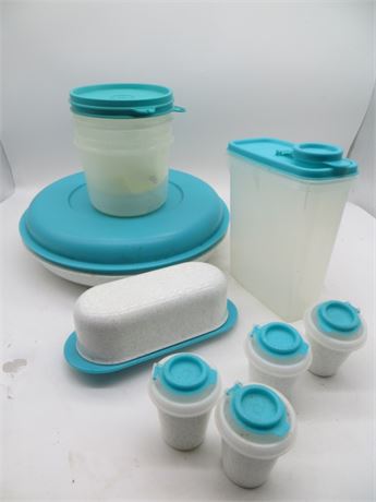 NEW VINTAGE TUPPERWARE AQUA DIVIDED DISH, PITCHER, 3 REFRIGERATOR BOWLS,