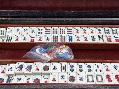 Ma Jong Set with Carrying Case