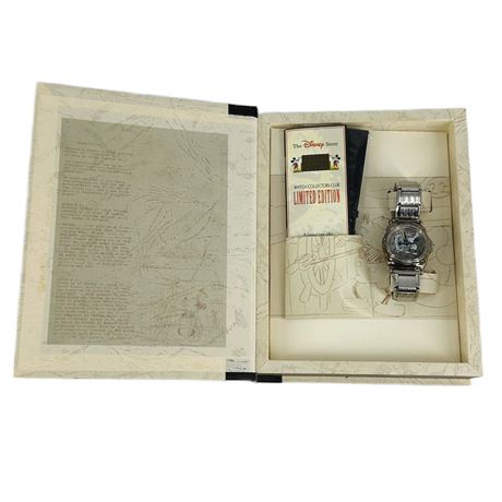 NIB Disney Watch Collectors Club Series II Steamboat Willy Watch