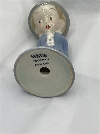 Porcelain Wade, poor man figure