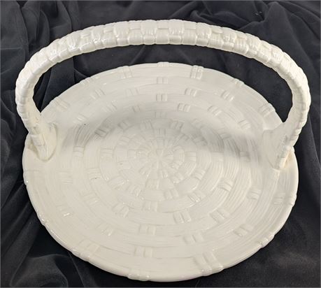 Vtg Atlantic Mold Ceramic Cream Basket 12" x 11.5 x 6.75"