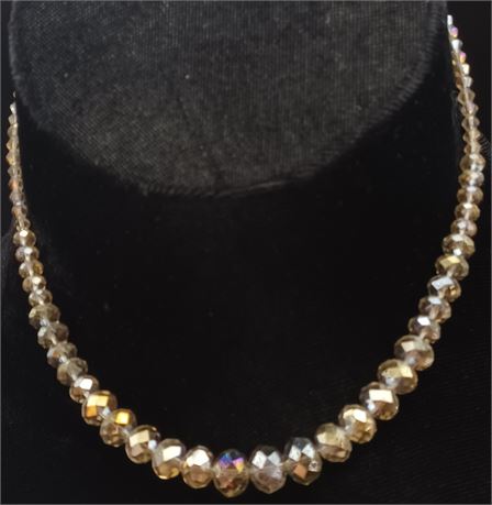 Gray iridescent graduated bead necklace