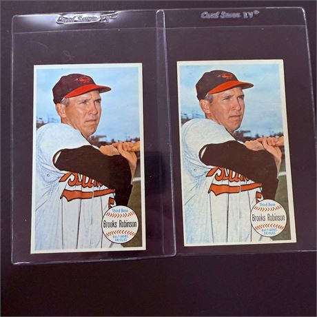 2 - 1964 Topps Giants Brooks Robinson