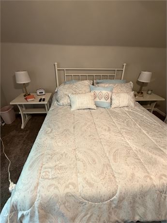 Queen Linens