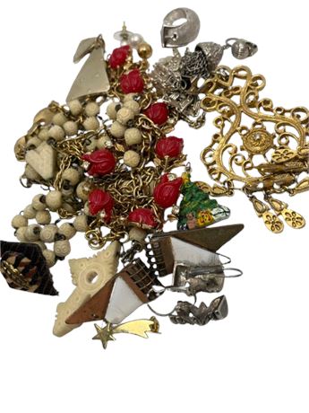 Misc jewelry lot