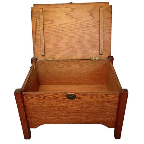 Mission Style Oak Storage Chest / Blanket Box with Lid