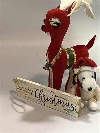 Vintage Reindeer Snoopy and merry Christmas Sign lot