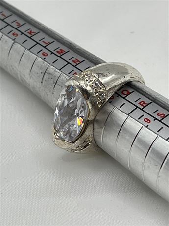 Oval CZ silver light purple Stone ring