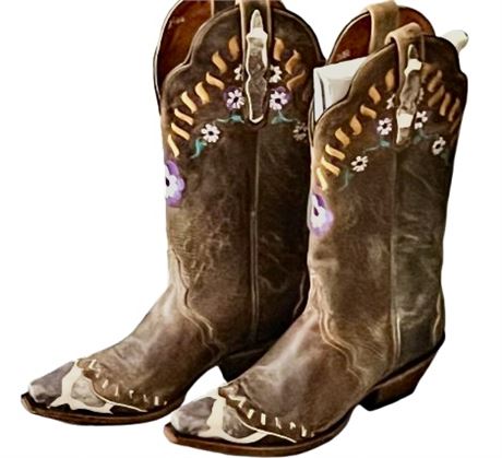 Western Dan Post woman’s cowboy boots
