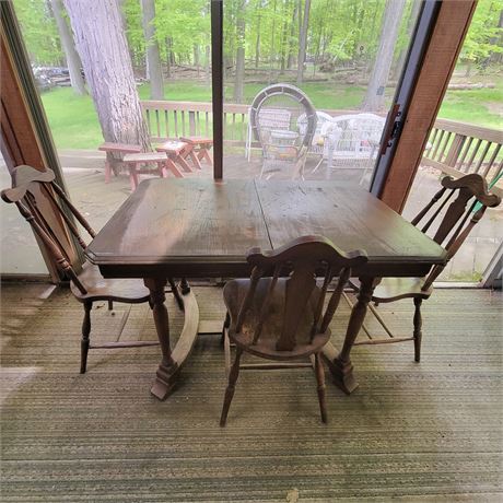 Antique Solid Wood Dining Room Table & Chairs